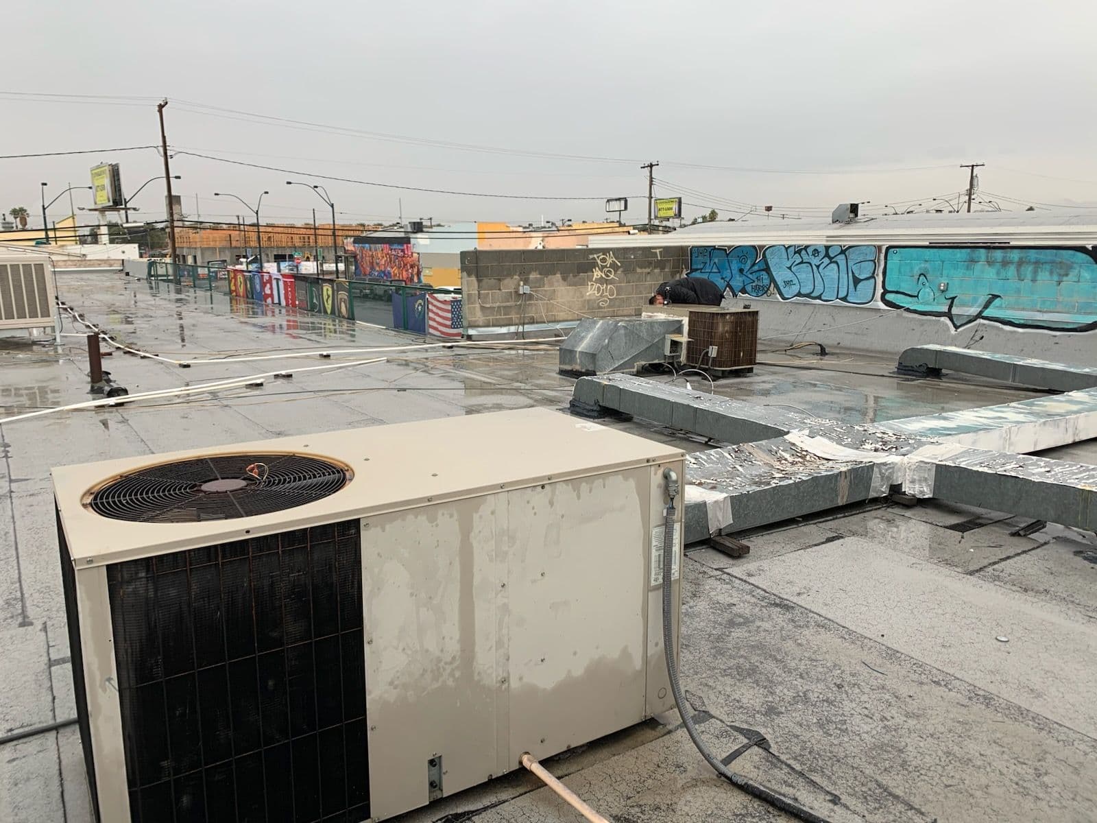 Gallery photos for Commercial Rooftop HVAC Repair and Duct Inspection: Image #1