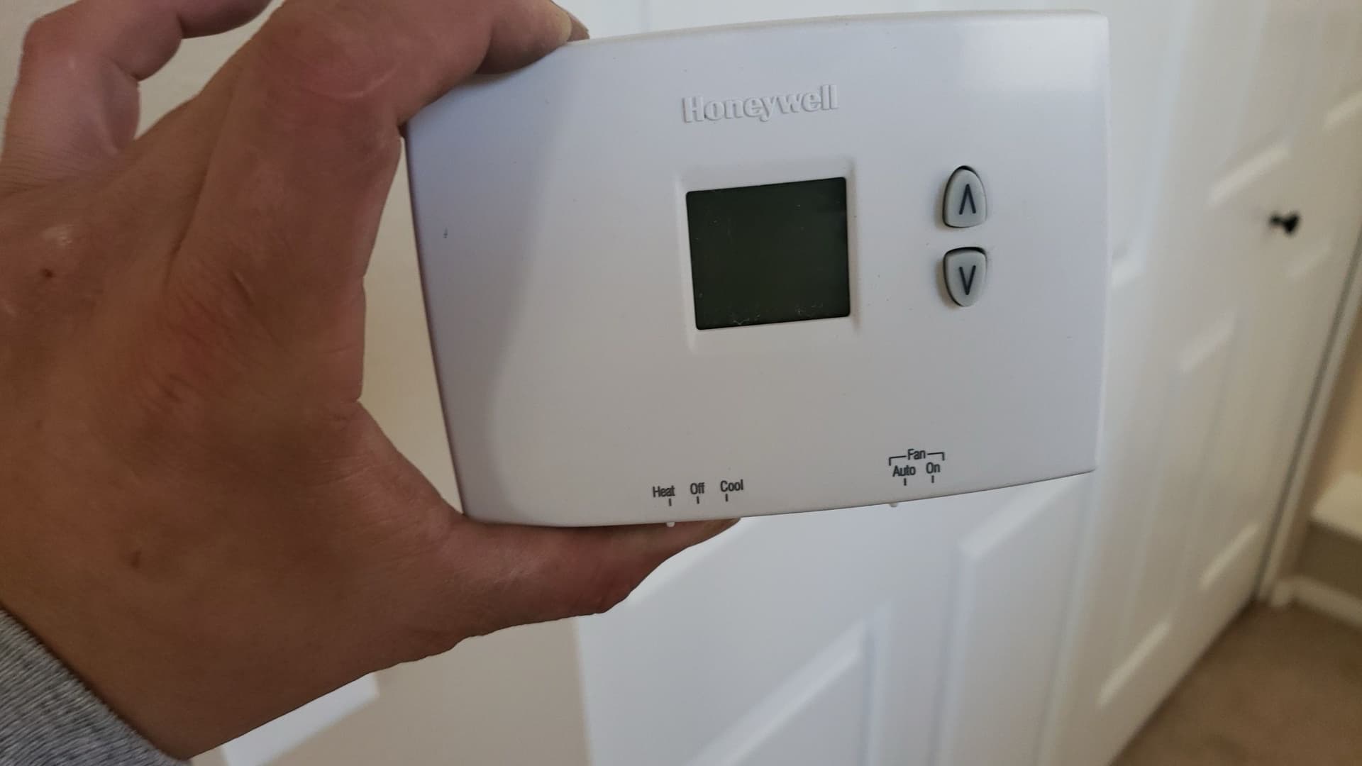 Gallery photos for Stay Comfortable with Honeywell Thermostats in Las Vegas: Image #1